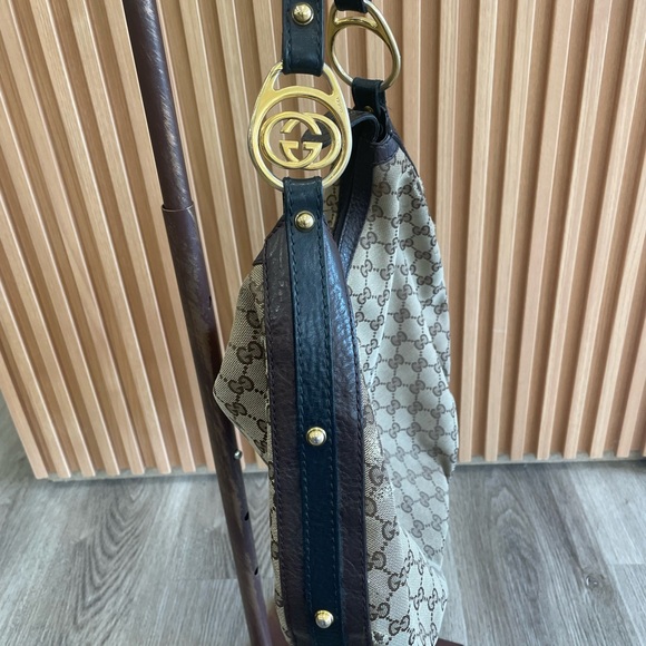 Authentic Gucci canvas pre loved hobo bag. - Picture 4 of 11